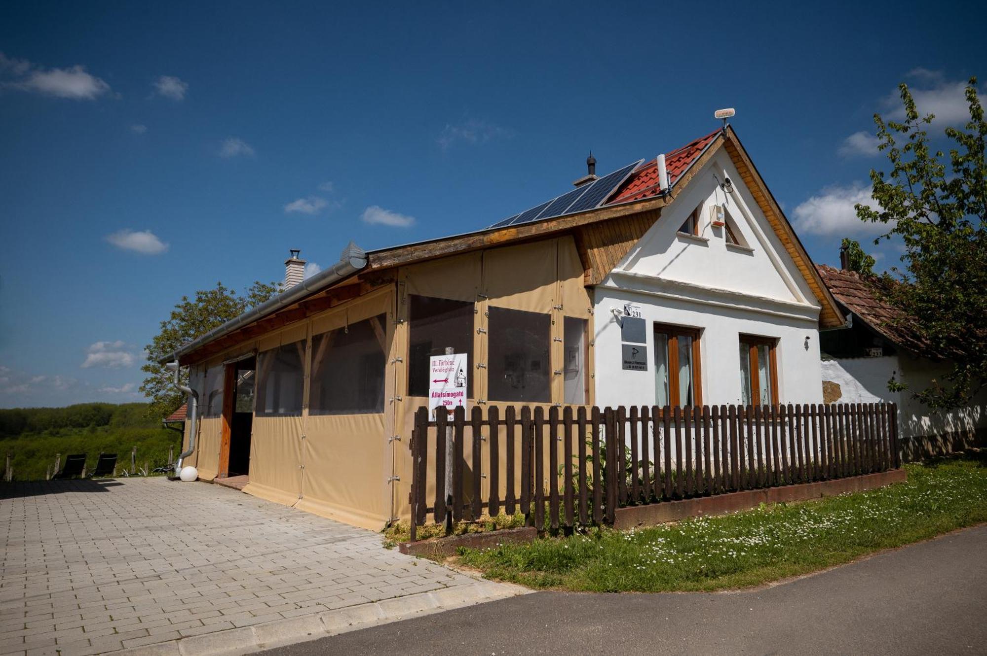 Foerhenc Wine House & Guesthouses I-Ii-Iii ナジカニジャ エクステリア 写真